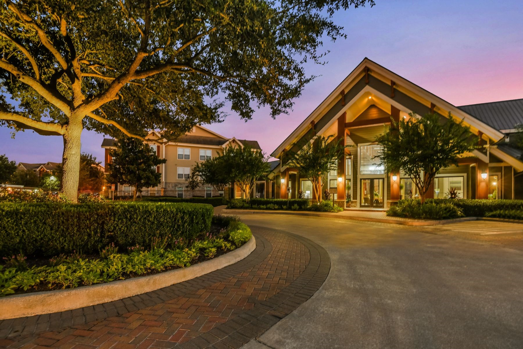 Yorktown Crossing Apartments in Houston, TX